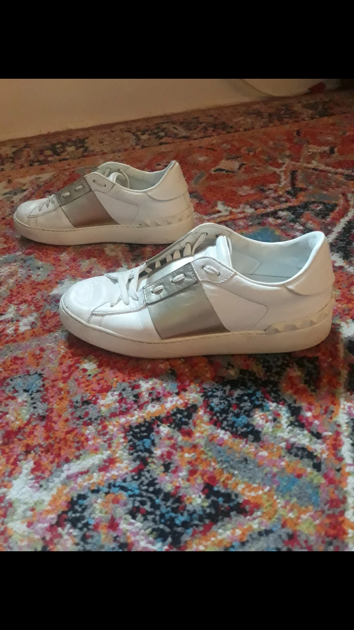 Valentino Garavani rockstud original sneakers. image indicator(3)