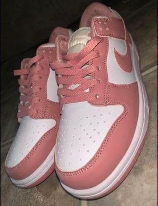 Pink nike