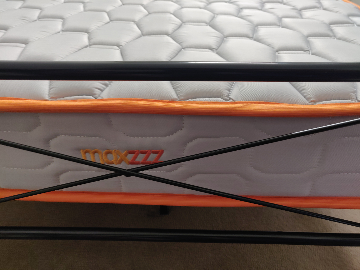 Moving Sale single bed frame - photo 2