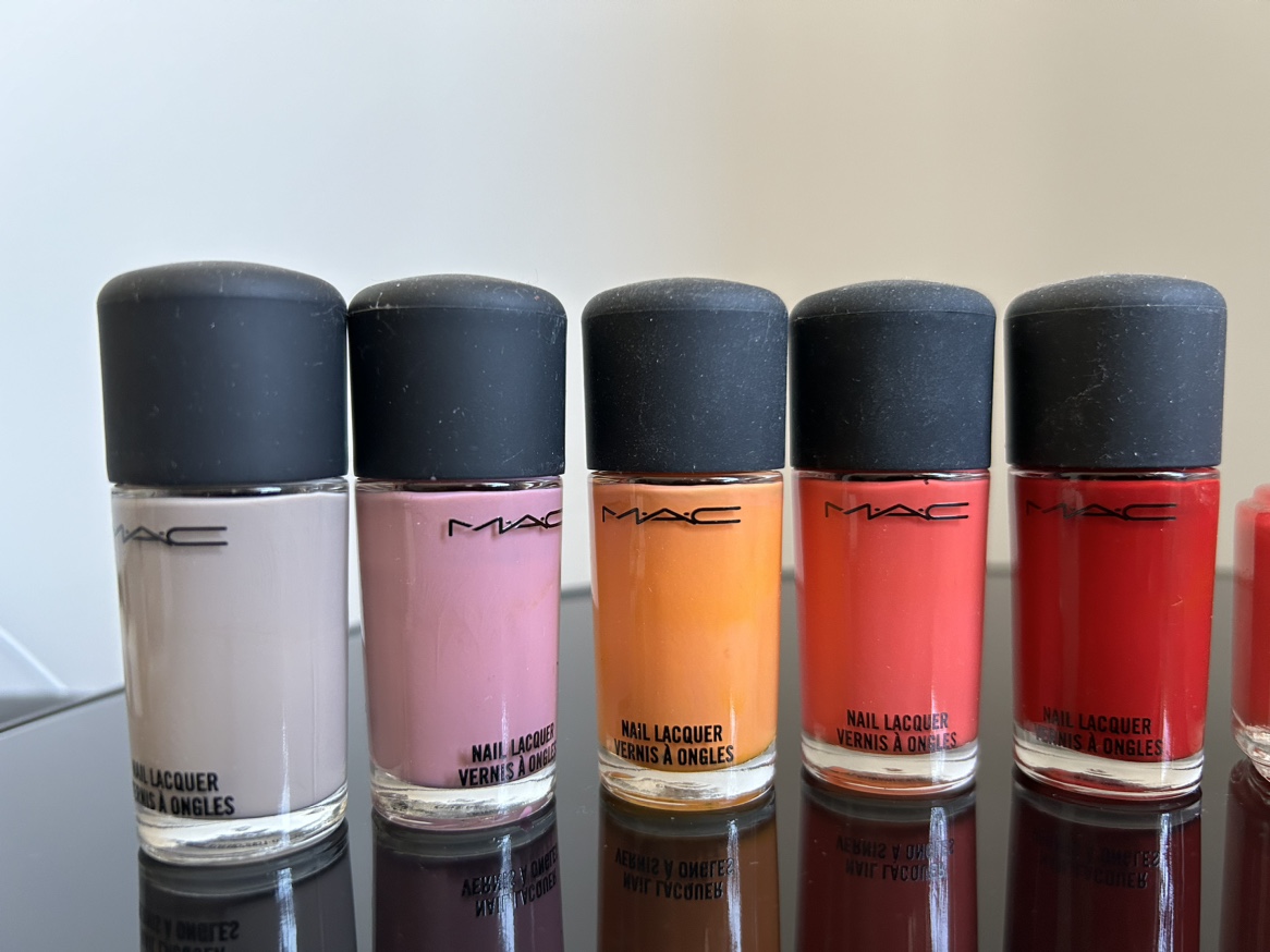 Assorted nail polish - photo 2