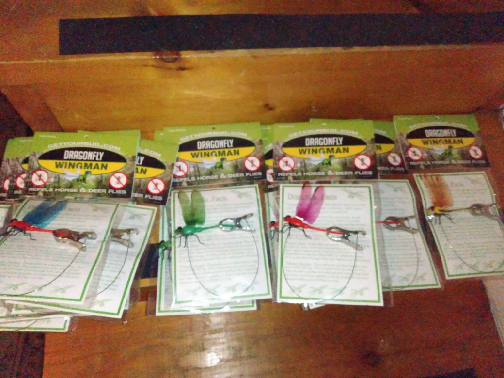 dragonfly wingman horse and deer fly repellant