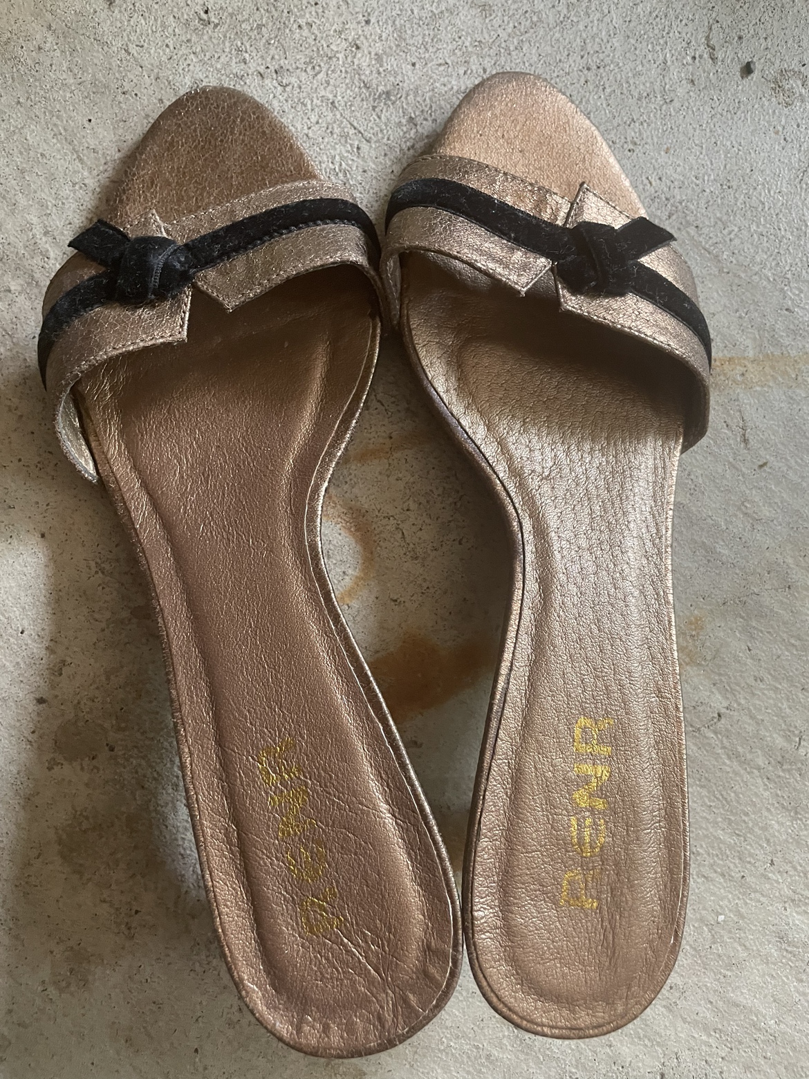 Lady’s shoes