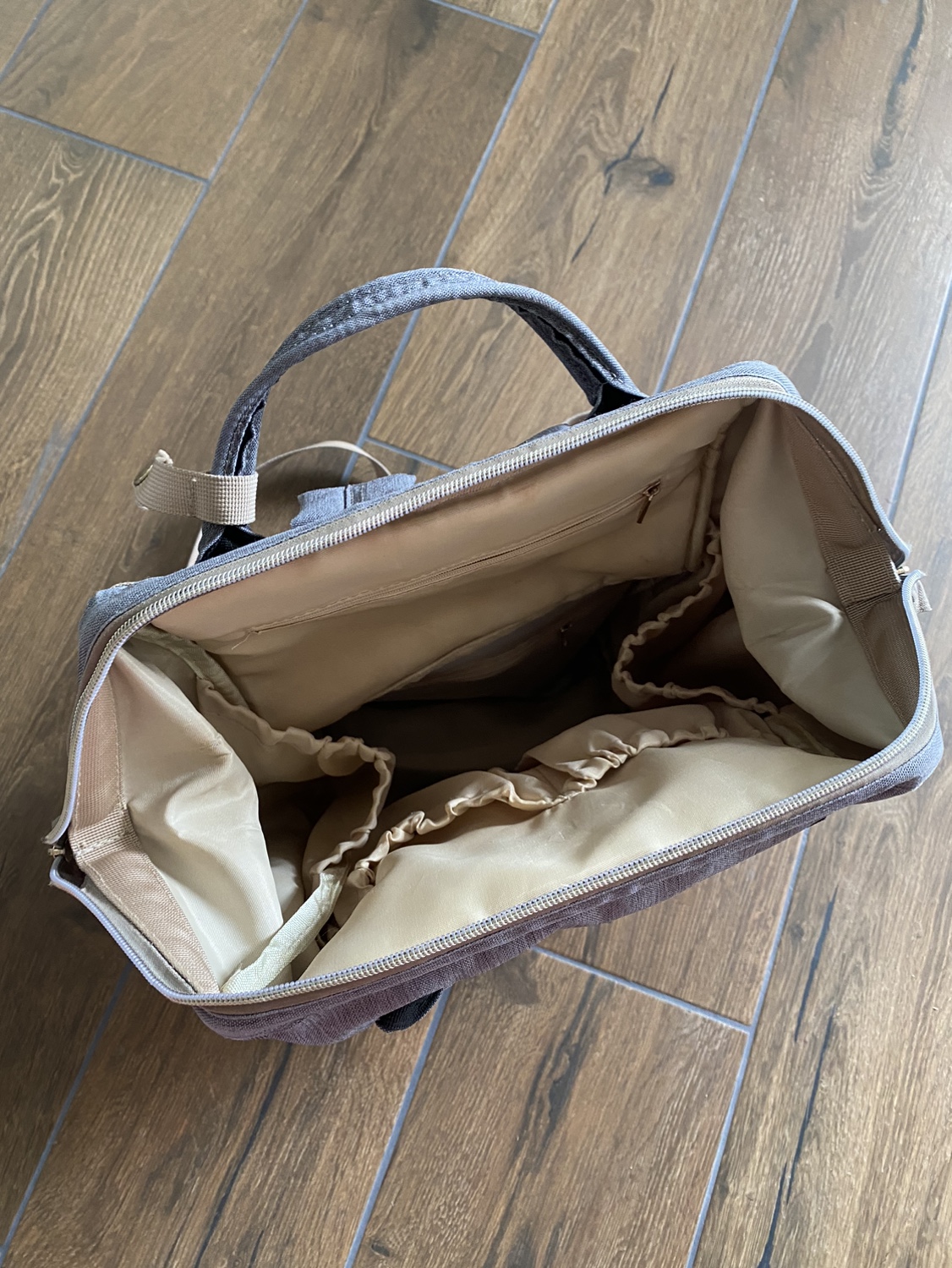 Back pack - photo 2