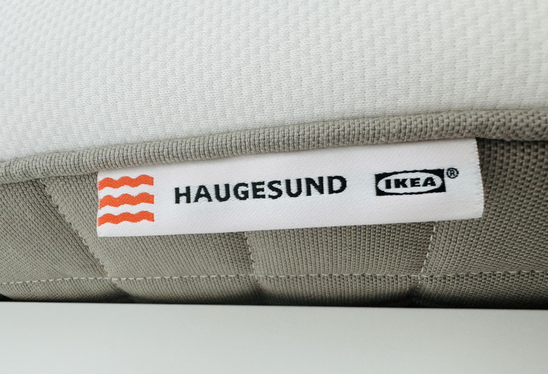 MALM King size high bed frame+4 storage boxes+mattress image indicator(6)