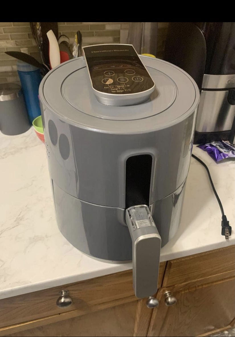 Hamilton beach air fryer size 3.7Q