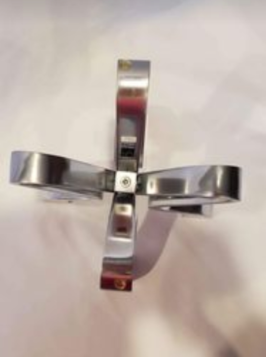 Silver art decor 4 Arm Candelabra, Umbra Chorus Vintage - photo 2