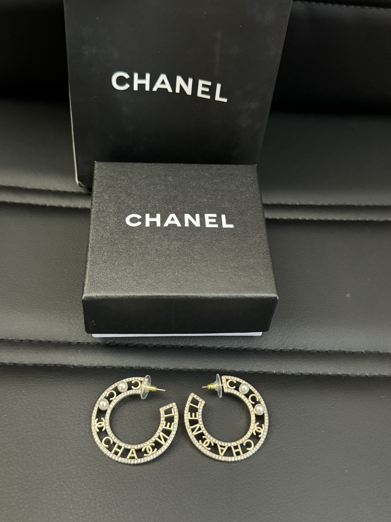 CHANEL Hoop Earrings image indicator(2)