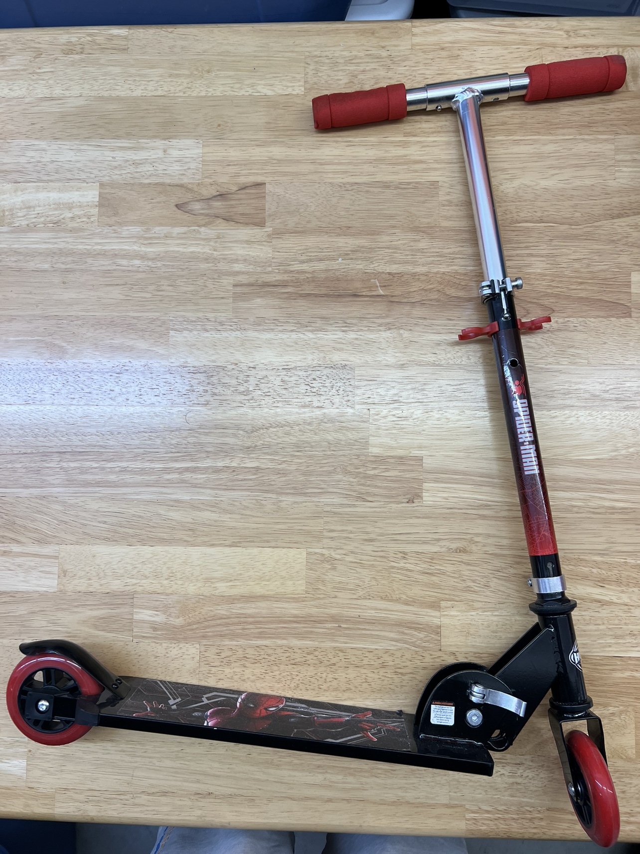 Kids Spider-Man scooter