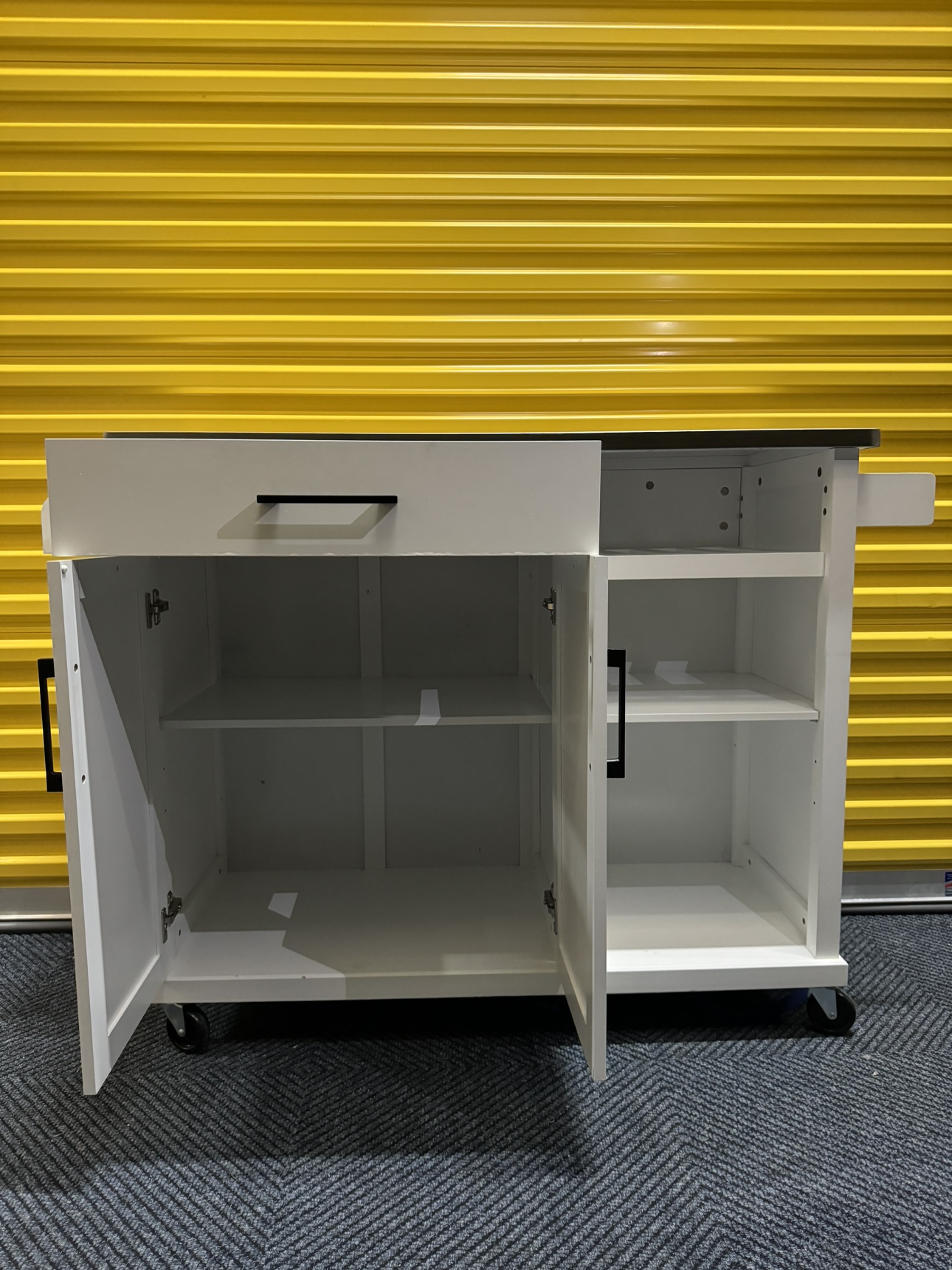 Kitchen island - photo 2