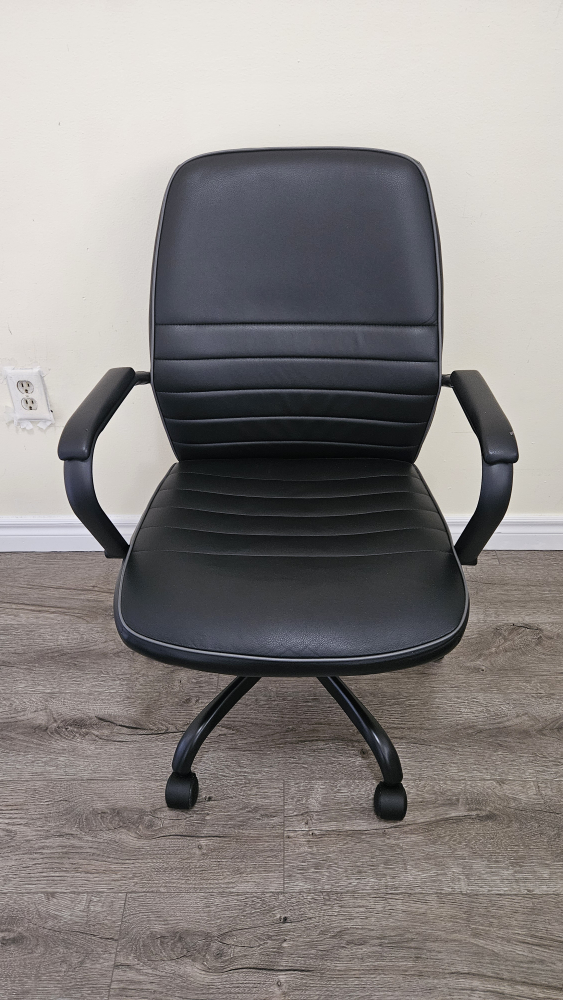 Costco Black Office Chair / Computer Chair thumbnail