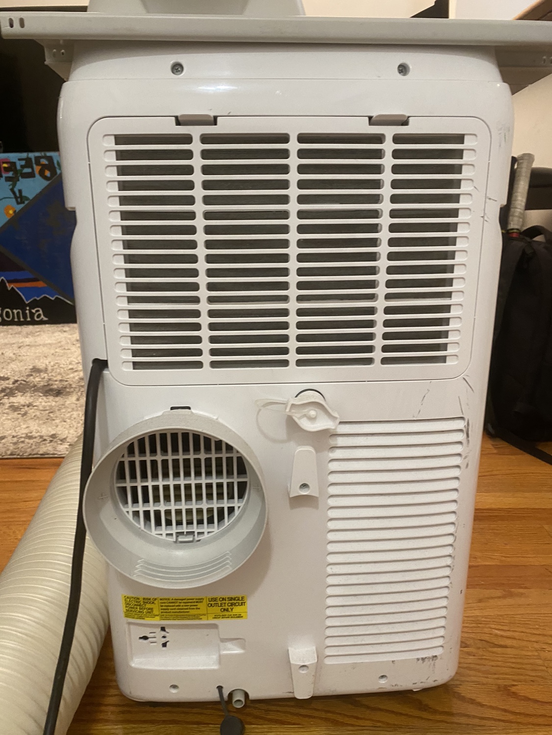 Portable air conditioner - photo 2