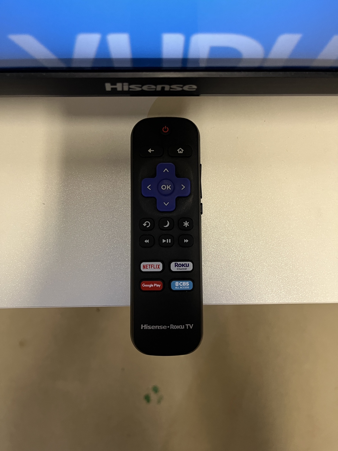 50” Hisense Roku TV - photo 3