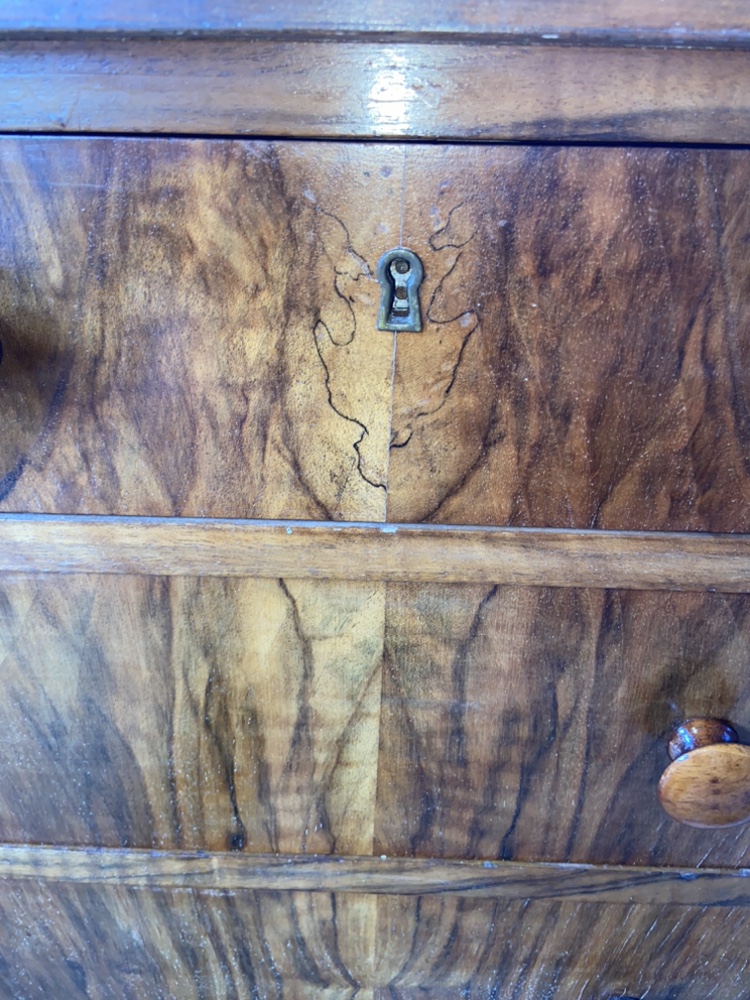 Vintage wood dresser 6 drawers w/Lock, no key, 45” tall - photo 4