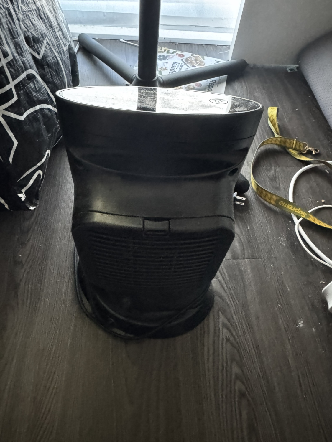 Moving sale: Mini tower ceramic heater - photo 4