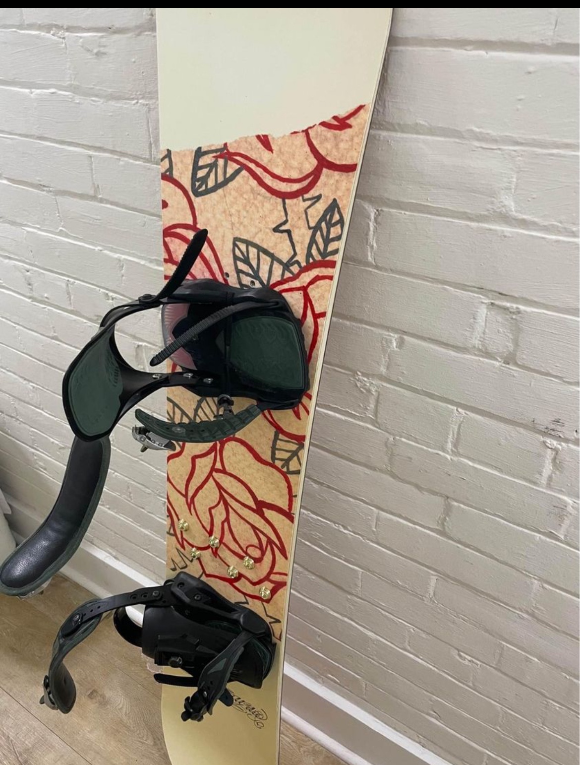 Snowboard 152cm pick up at DuPont - photo 2
