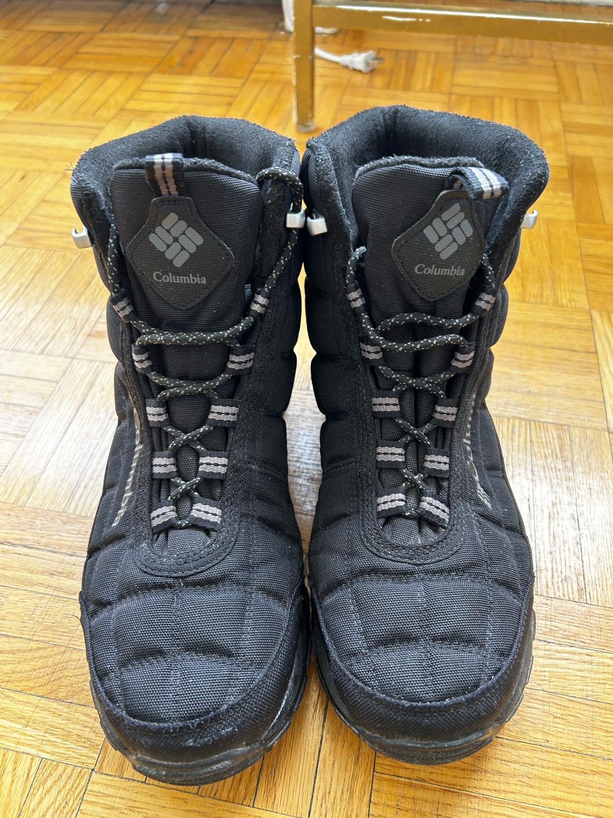 Columbia winter shoes for men - uk 9 / us 10