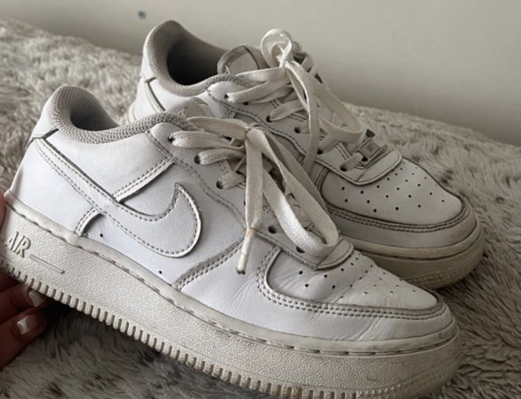 Nike Airforce 1 - 4 Youth or 6 ladies image indicator(2)