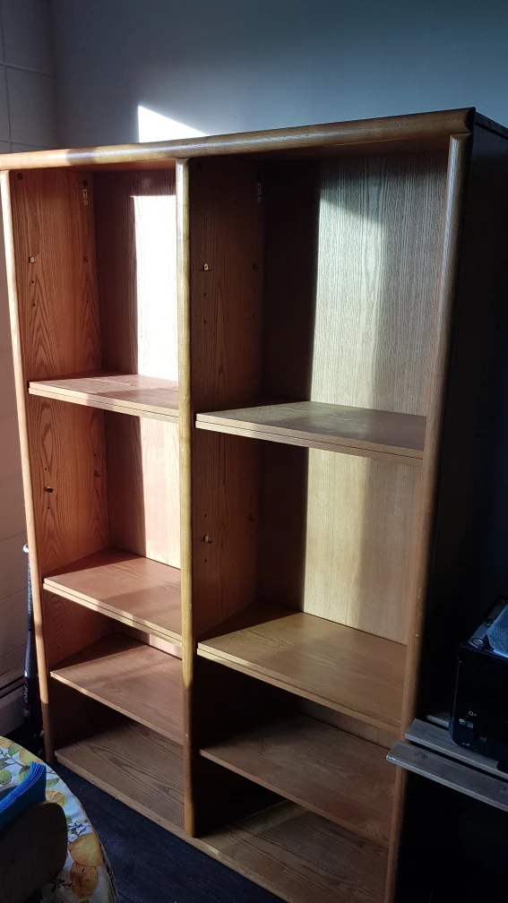 Wooden bookcase - photo 4