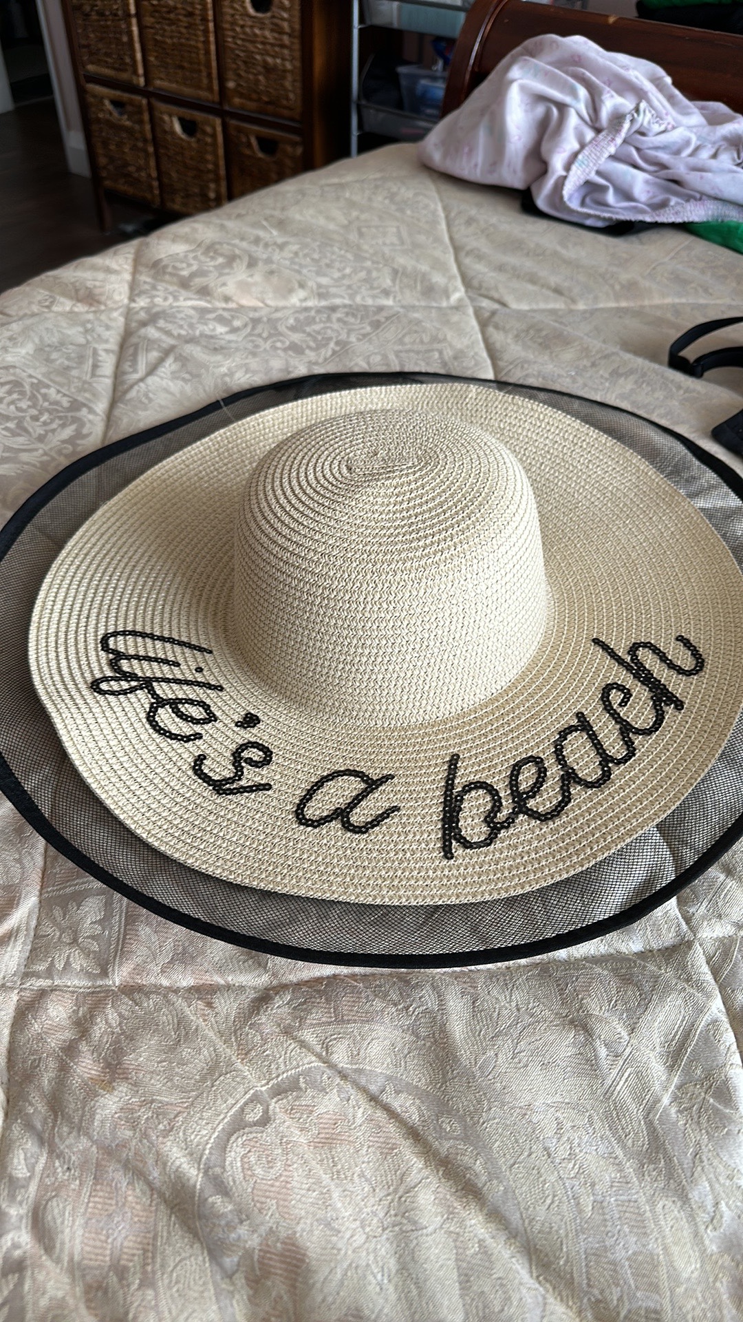 Beautiful New beach hat - photo 3