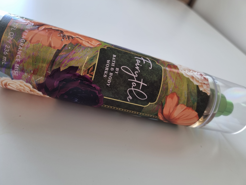 Bath & Body Works Body Mist (Fairytale 236ml) 70% full - photo 2