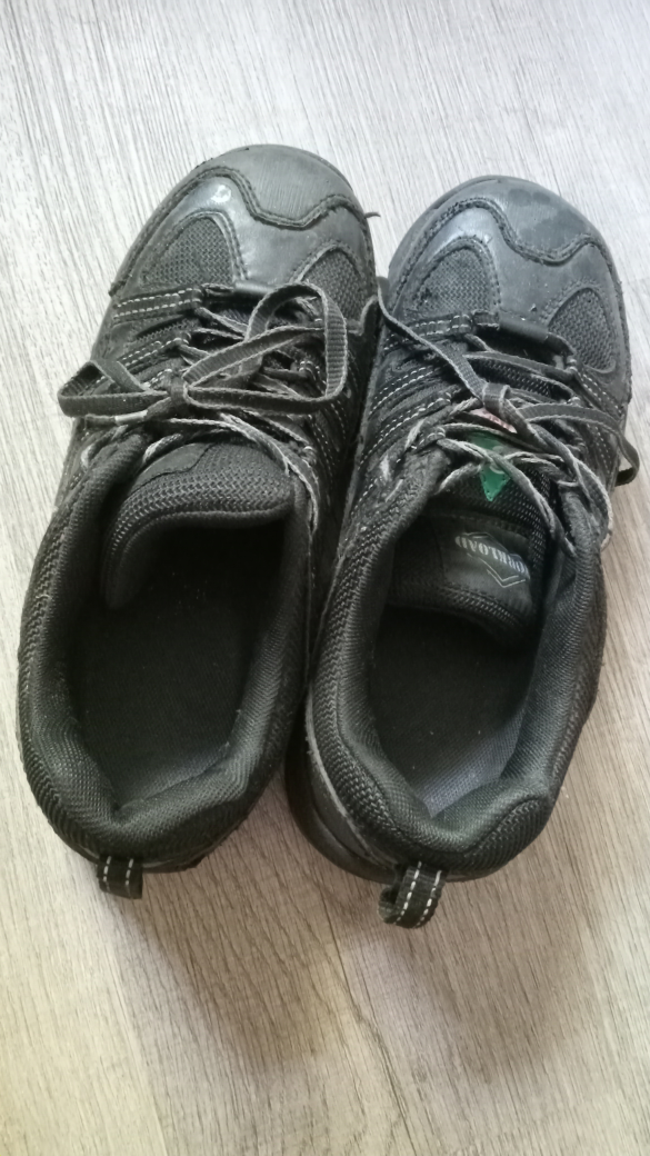 Safety shoes / Factory shoes #freecycle