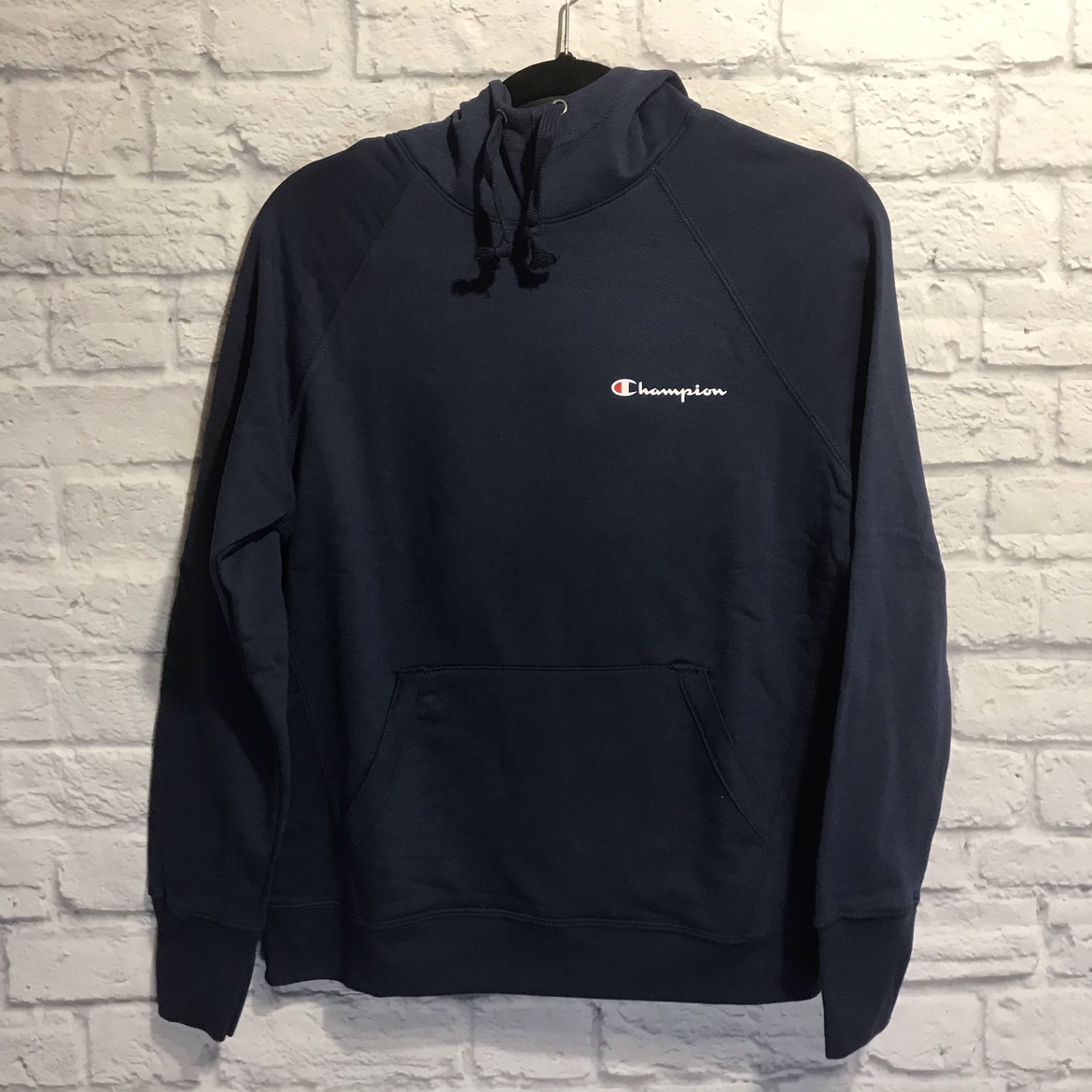 New Champion Hoodie Medium thumbnail