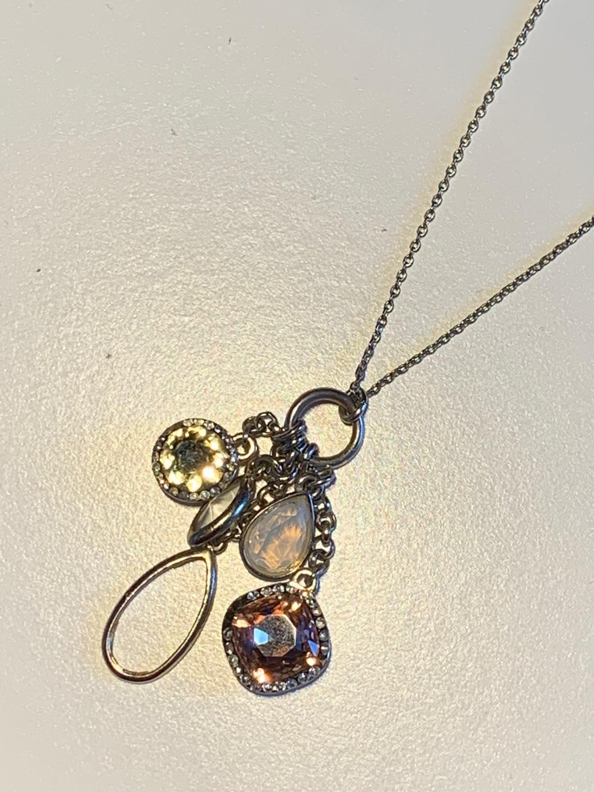 Mixed jewellery image indicator(5)