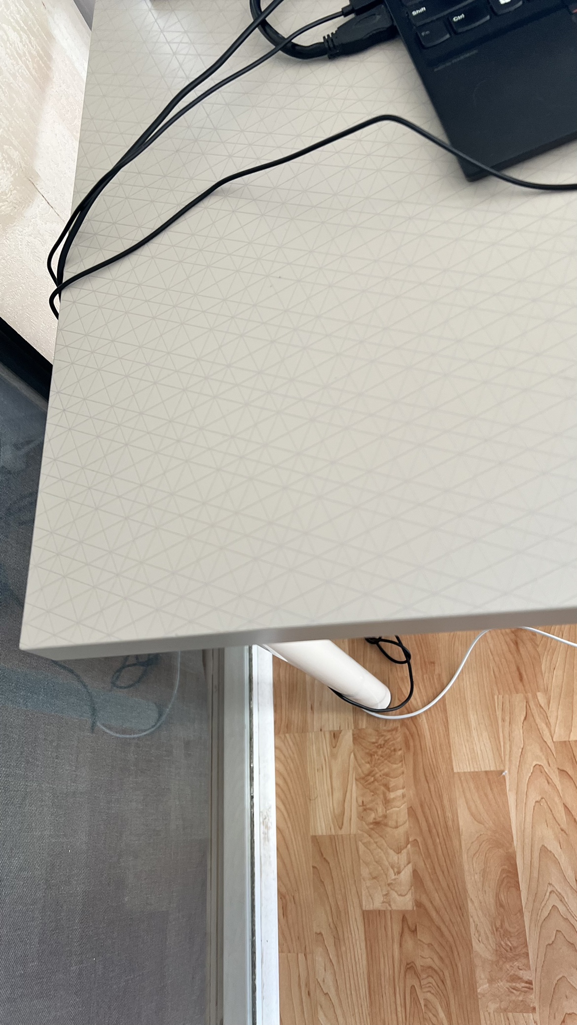 Ikea LINNMON Desk - photo 2