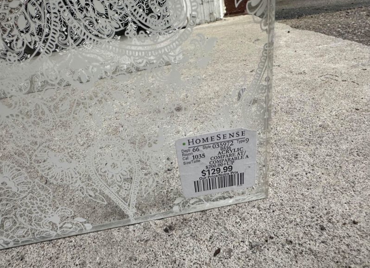 Acrylic Side Table in paisley print - photo 4