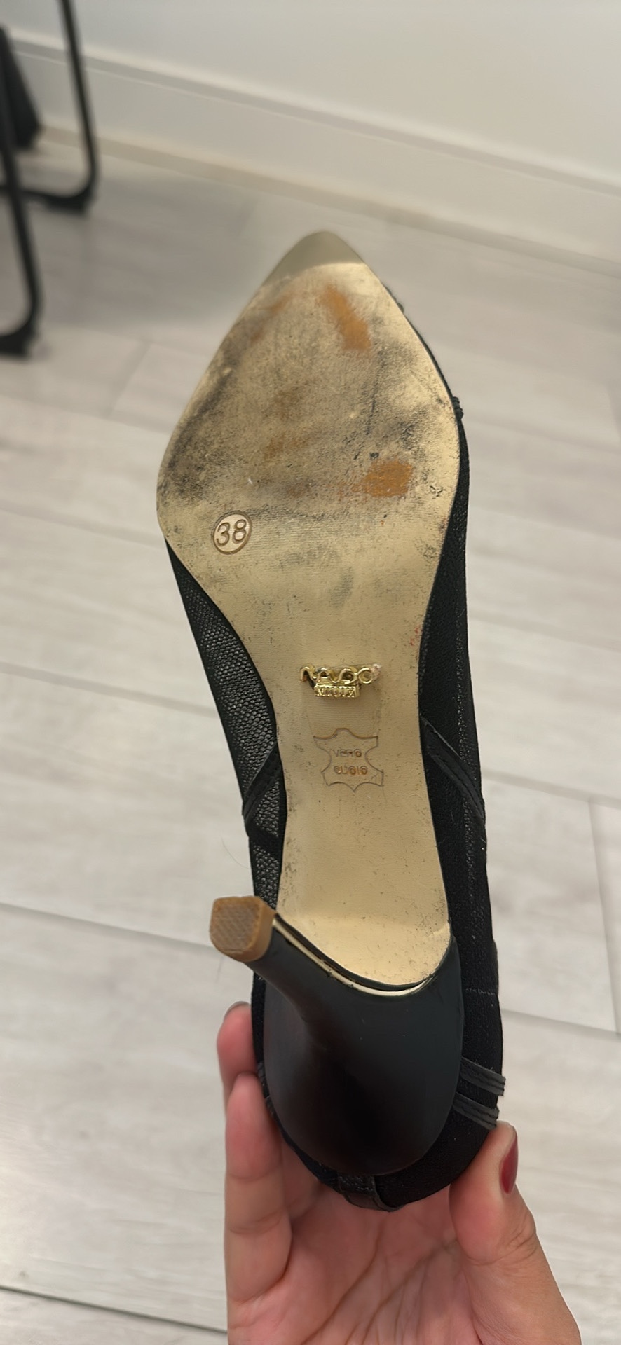 Black mesh and leather pump size 7.5 (Euro 38) - photo 4