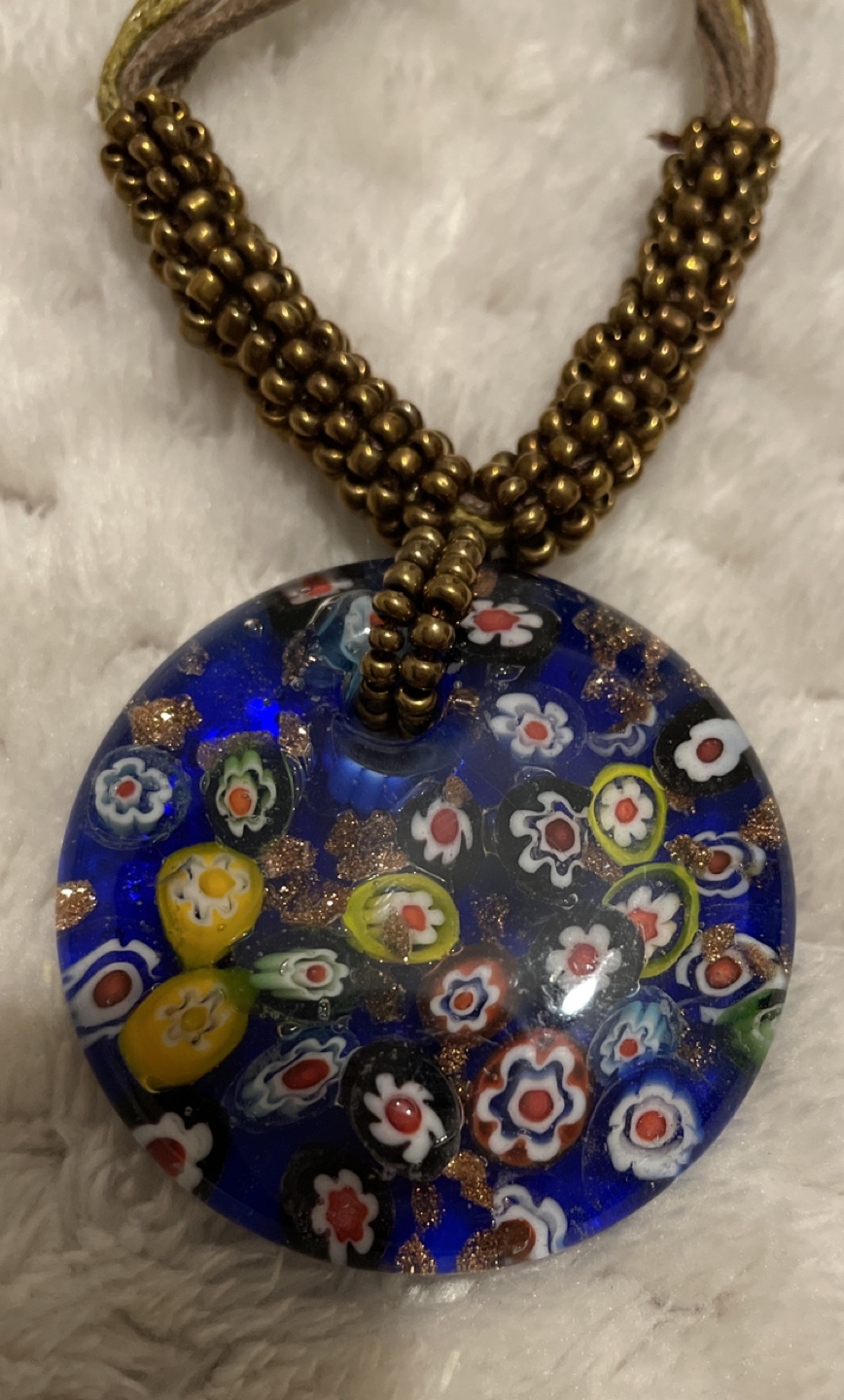 Glass necklace from the Philippine image indicator(4)