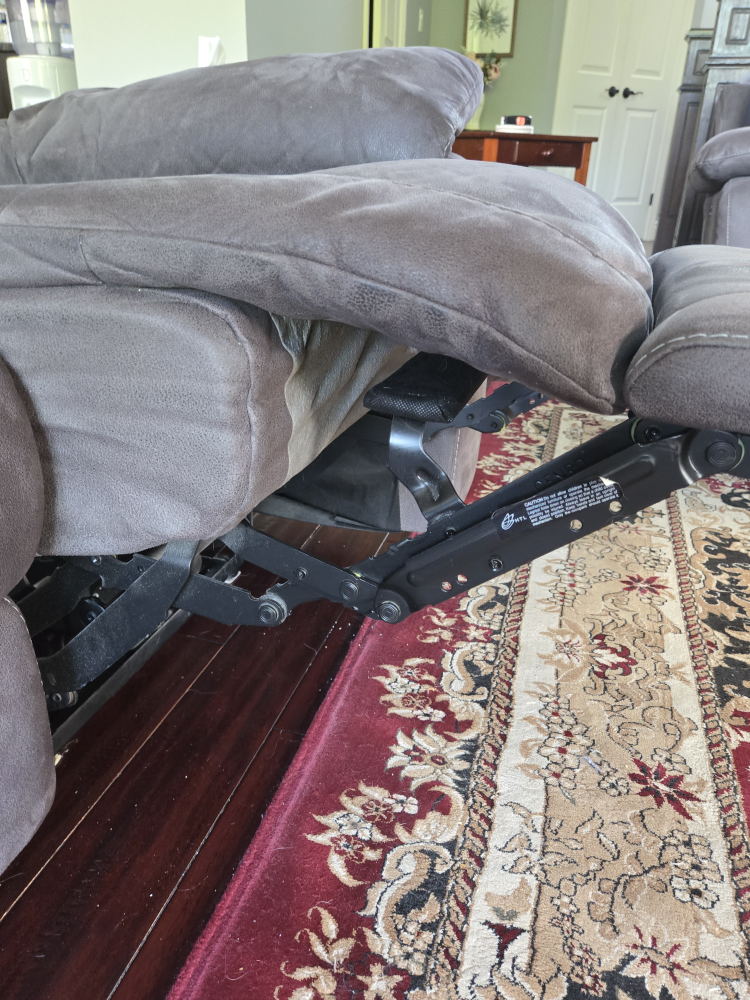 Reclining Sofa and Love Seat - photo 5