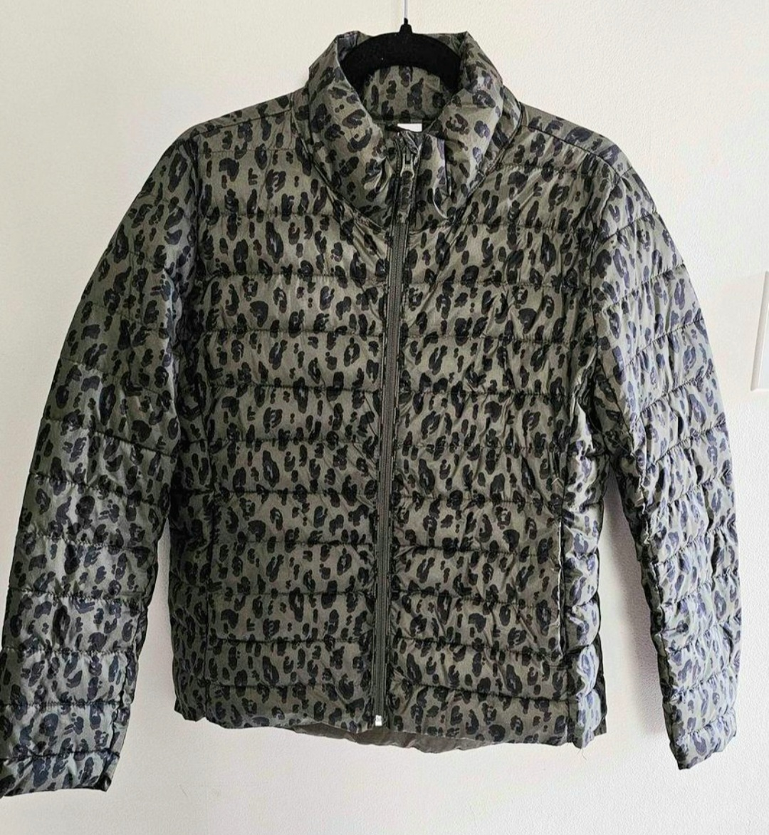 Womens lightweight jacket