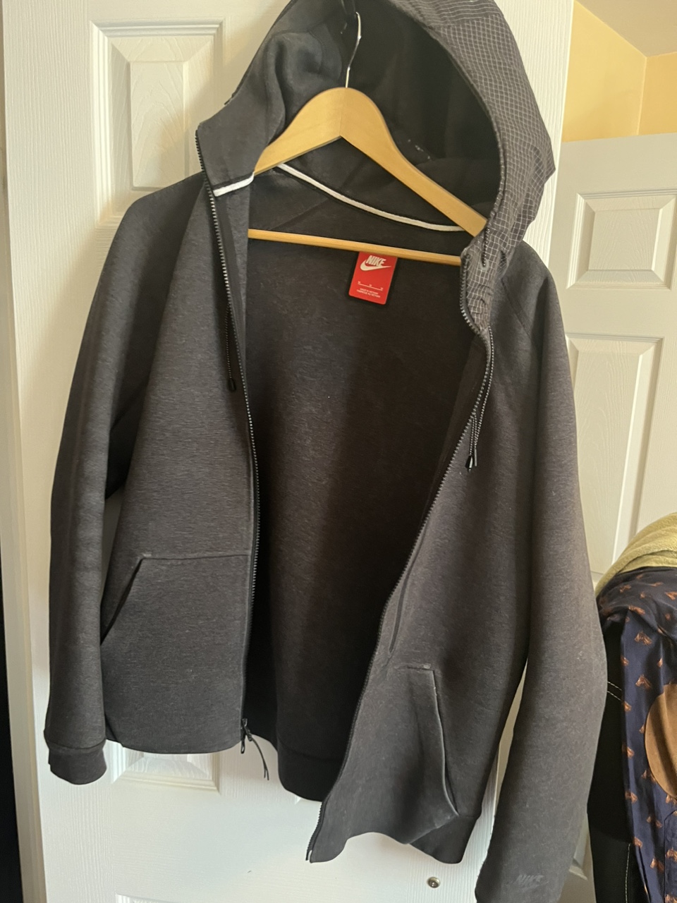 Nike Thermafit hoodie image indicator(5)