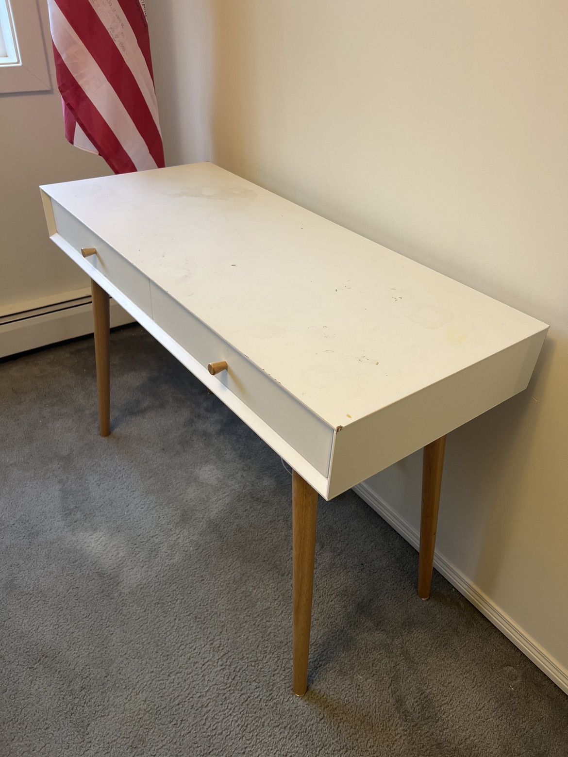 Table - photo 2