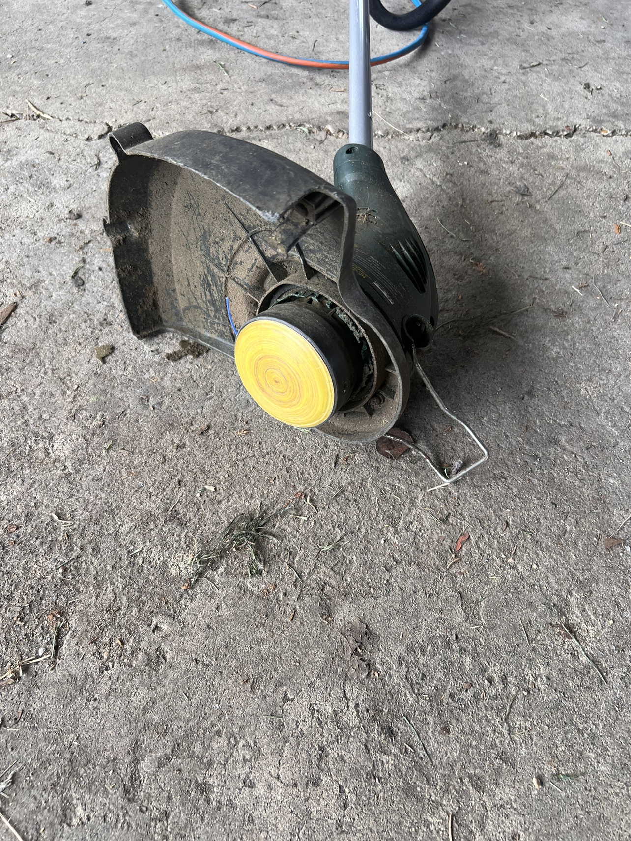 Yardworks Electric Weed Wacker - photo 3