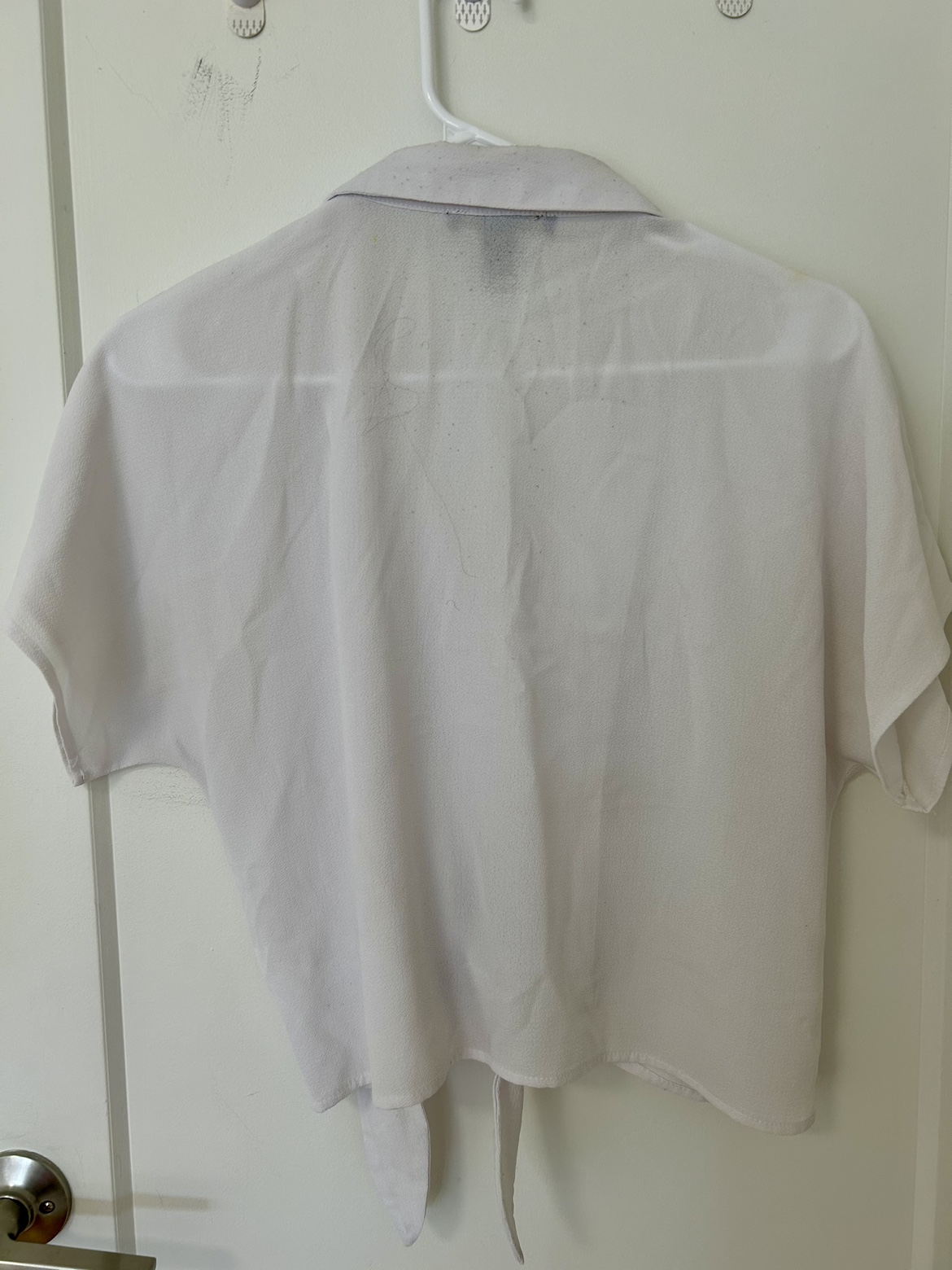 White crop shirt - Size Medium, fits bust 38” - photo 2