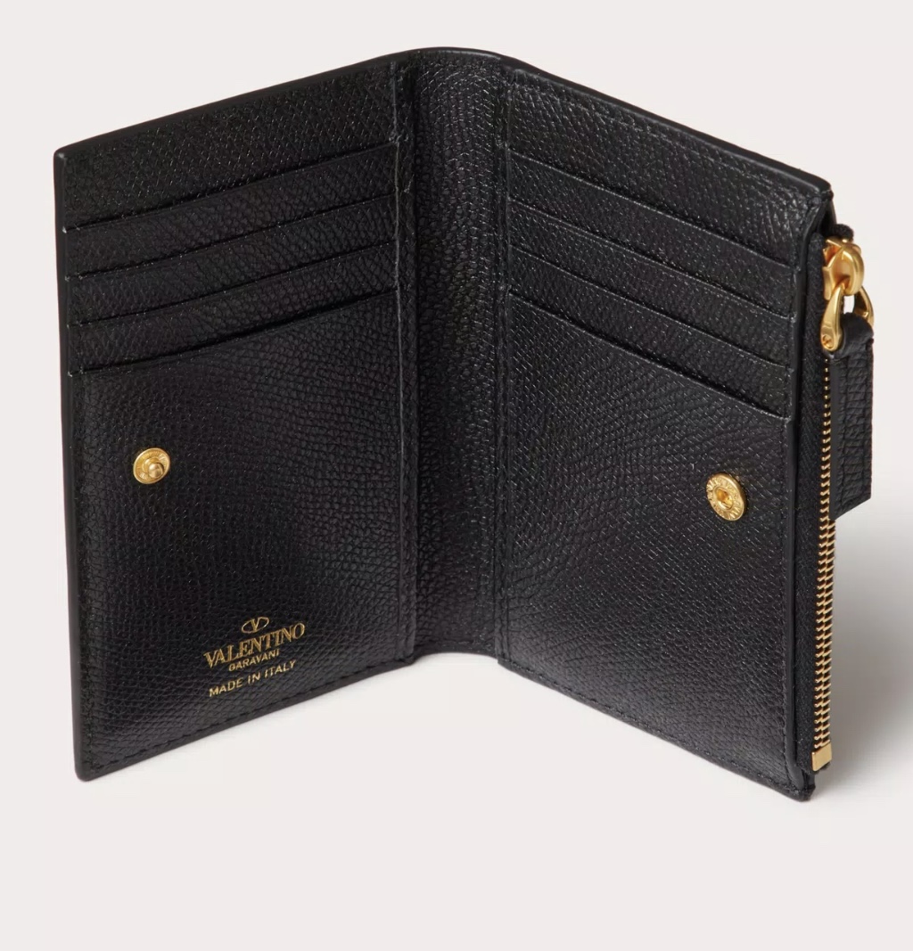 VLOGO SIGNATURE GRAINY CALFSKIN CARDHOLDER WTH ZIPPER - photo 5
