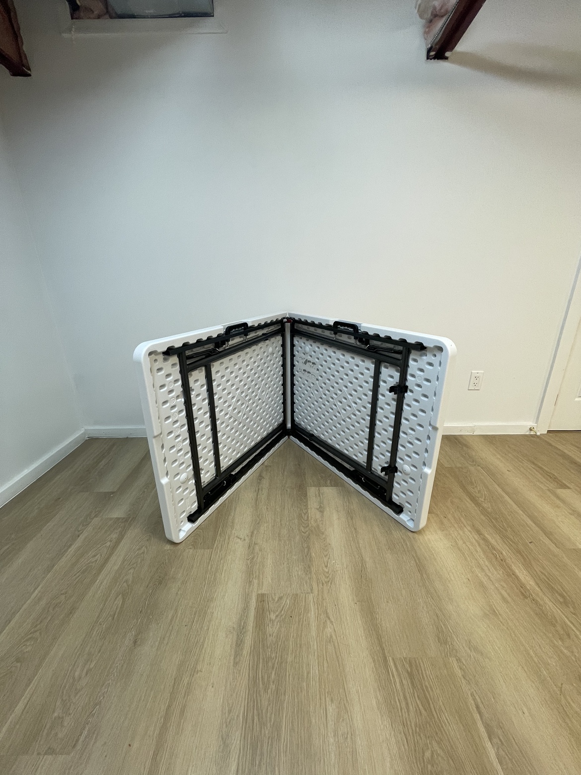 Plastic portable Folding Table 6 ft image indicator(4)