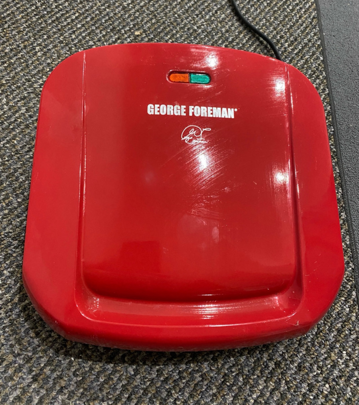 George Foreman indoor bbq grill / sandwich maker