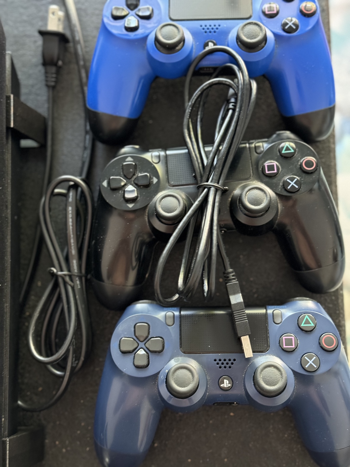 PlayStation 4 - photo 3