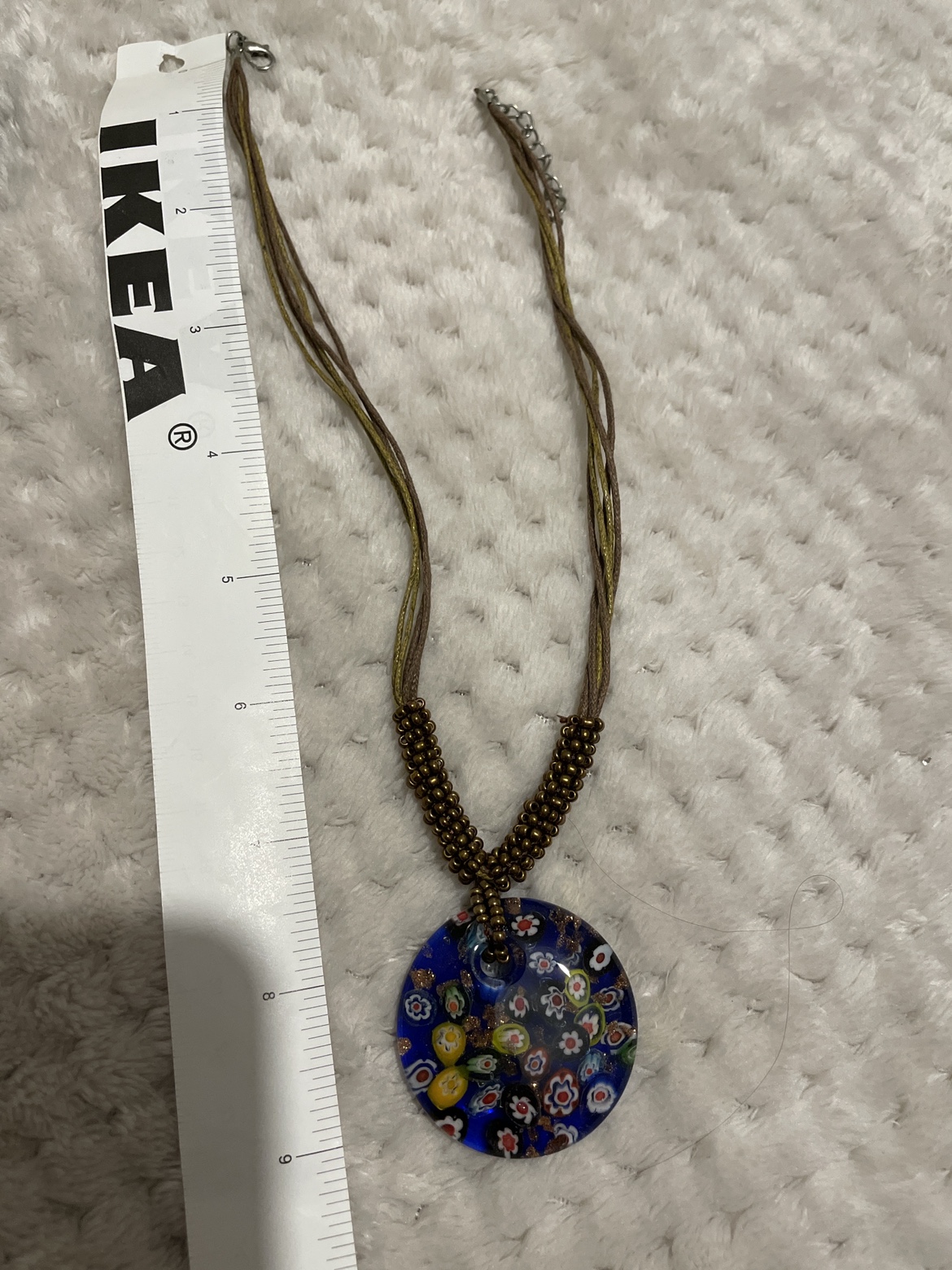 Glass necklace from the Philippine image indicator(2)
