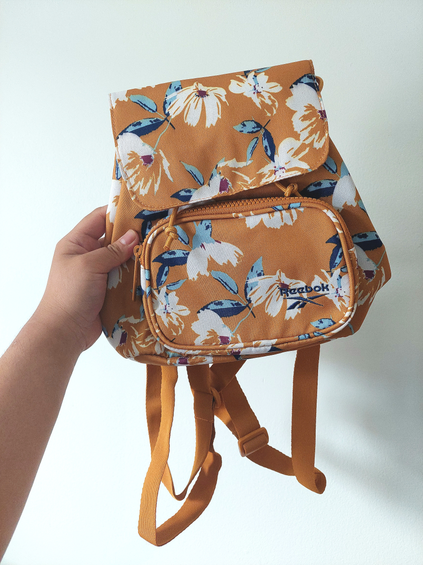 [NEW] Reebok Floral Bag thumbnail