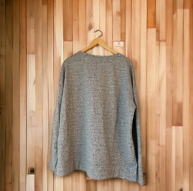 32 Degree HEAT Gray Sweatshirt - Womens image indicator(2)