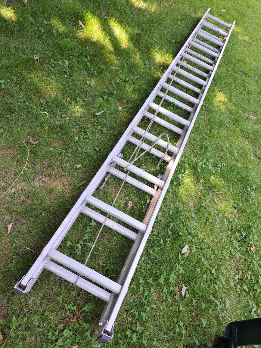 extendable ladder thumbnail