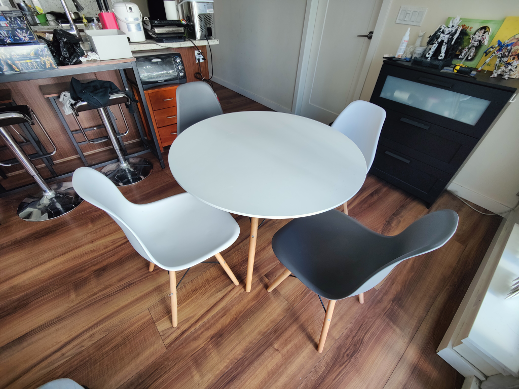 White round dining table set with 4 chairs - photo 2