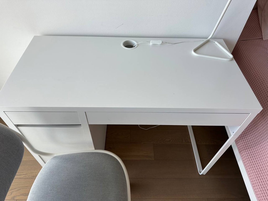 IKEA kids table, chair and lamp - photo 4