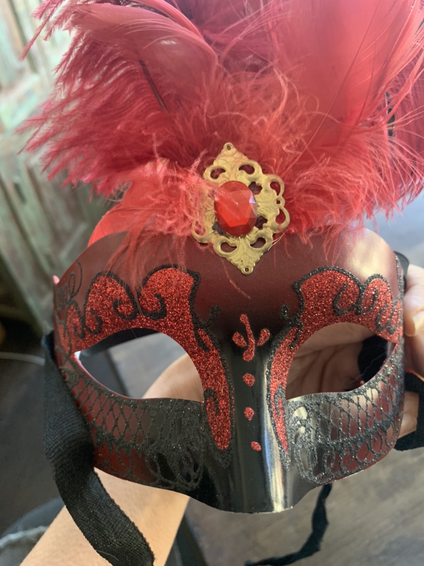 Red feathered Mardi Gras masquerade mask image indicator(2)
