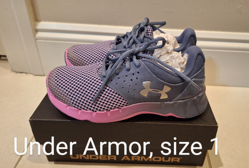 Under Armor, size 1
