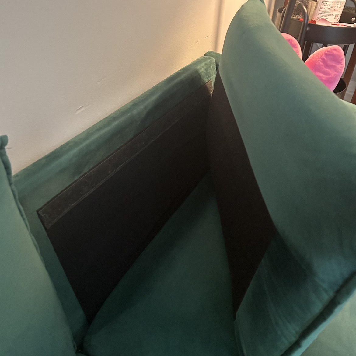 Green velvet loveseat - photo 2